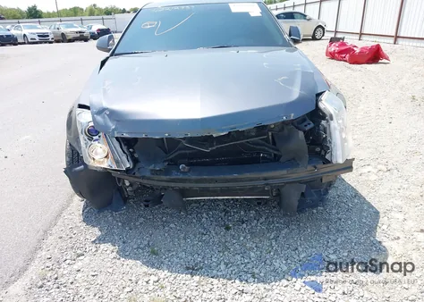 2009 Cadillac Cts Standard z USA, uszkodzony, nr VIN 1G6DG577X90117095